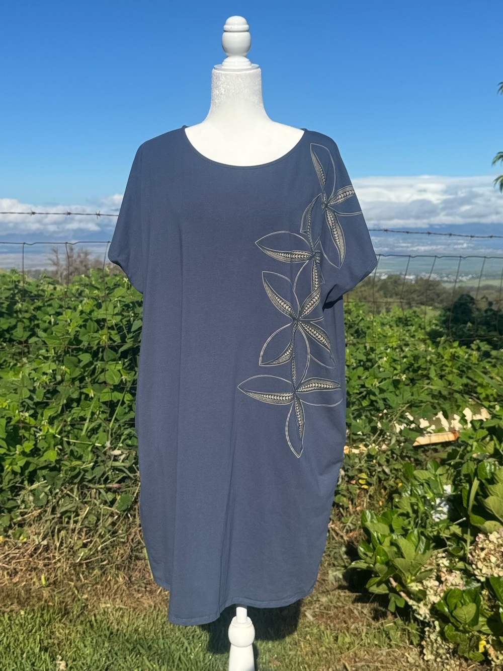 TANOA Hawaii Tribal Tropical plumeria blue gray knee length dress xl